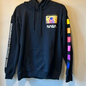 men’s NASA hooded sweatshirt, medium
